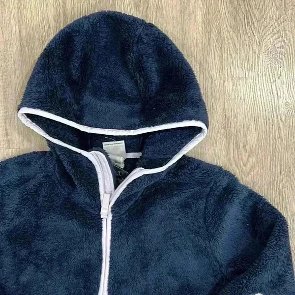 The North Face Women's Campshire Fleece Hoodie, Small - Picture 2 of 11